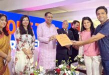 मालिकाना हक पाकर आरजी लग्जरी के फ्लैट खरीदारों के खिले चेहरे