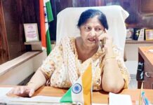 औद्योगिक क्षेत्रों में नाले पर गेट खोलने पर महापौर का फूटा गुस्सा