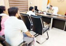 जनसुनवाई में विश्वास और पारदर्शिता की मिसाल बने डीसीपी धवल जायसवाल