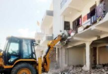गाजियाबाद में जीडीए का बुलडोज़र एक्शन, अवैध निर्माण पर चला कहर