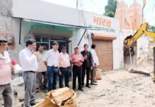 अवैध कब्जे पर चला नगर निगम का बुलडोजर