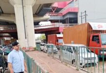 सैनिकों की भांति डटी नगर निगम की टीम, बरसात में निभा रहा प्रहरी का धर्म