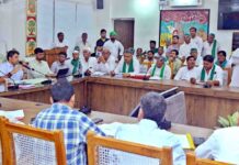 किसान दिवस में गूंजे किसानों के स्वर, जिलाधिकारी ने दिए सख्त निर्देश