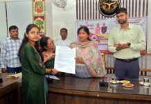 नवनियुक्त मुख्य सेविकाओं को मिला नियुक्ति पत्र
