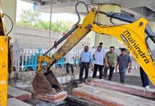 20 साल पुरानी समस्या का हल, बरसात में भी नहीं रुका जनजीवन, निगम की टीम ने दिखाया जज्बा