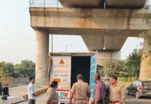 गौतमबुद्ध नगर में त्योहारों के बाद भी अवैध शराब के खिलाफ आबकारी विभाग की टीमें 24 घंटे अलर्ट