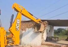हिंडन नदी डूब क्षेत्र में जीडीए ने अवैध कॉलोनी और प्लाटिंग कार्य किया ध्वस्त