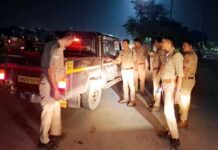 दीपावली पर्व से पहले आबकारी विभाग के साथ पुलिस ने माफियाओं के खिलाफ मोर्चा संभाला