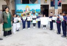कैंब्रिज पब्लिक स्कूल में धूमधाम से मनाया क्रिसमस, बच्चों ने सांता के साथ बांटी खुशियां
