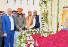 मां के शोक में भी जनसैलाब, इंद्र प्रताप तिवारी ‘खब्बू’ की जनस्वीकृति ने रचा इतिहास