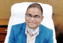एक्शन मोड में नोएडा सीईओ कृष्णा करुणेश, अफसरों के विभाग बदले