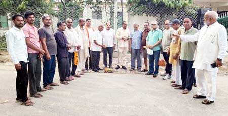 वैशाली सेक्टर-1 में रोशनी की नई शुरुआत, हाई मास्ट लाइट से जगमगाई प्रमुख सड़क