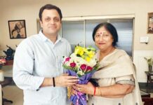 नगर आयुक्त विक्रमादित्य सिंह मलिक को जन्मदिवस पर मिली शुभकामनाओं की सौगात