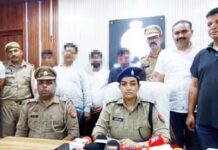 गाजियाबाद में कोख के कातिलों का काला साम्राज्य ध्वस्त, चलती कार में अल्ट्रासाउंड मशीन से कर रहे थे अवैध भ्रूण लिंग की जांच