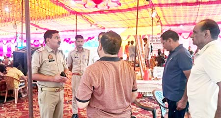 कांवड़ शिविरों में आग से सुरक्षा का चक्रव्यूह, दमकल ने संभाला मोर्चा कांवड़ शिविरों में आग से सुरक्षा का चक्रव्यूह, दमकल ने संभाला मोर्चा