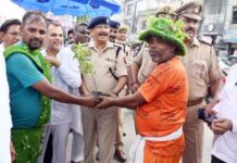 कांवड़ यात्रा में पुलिस का ‘सुरक्षा कवच’, डीसीपी सुरेंद्र नाथ तिवारी ने मौके पर संभाला मोर्चा